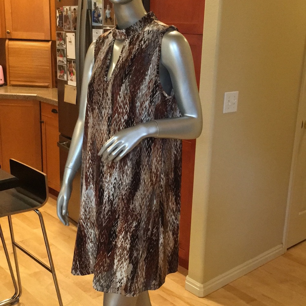 Beige by eci chevron dress - Picture 3 of 9